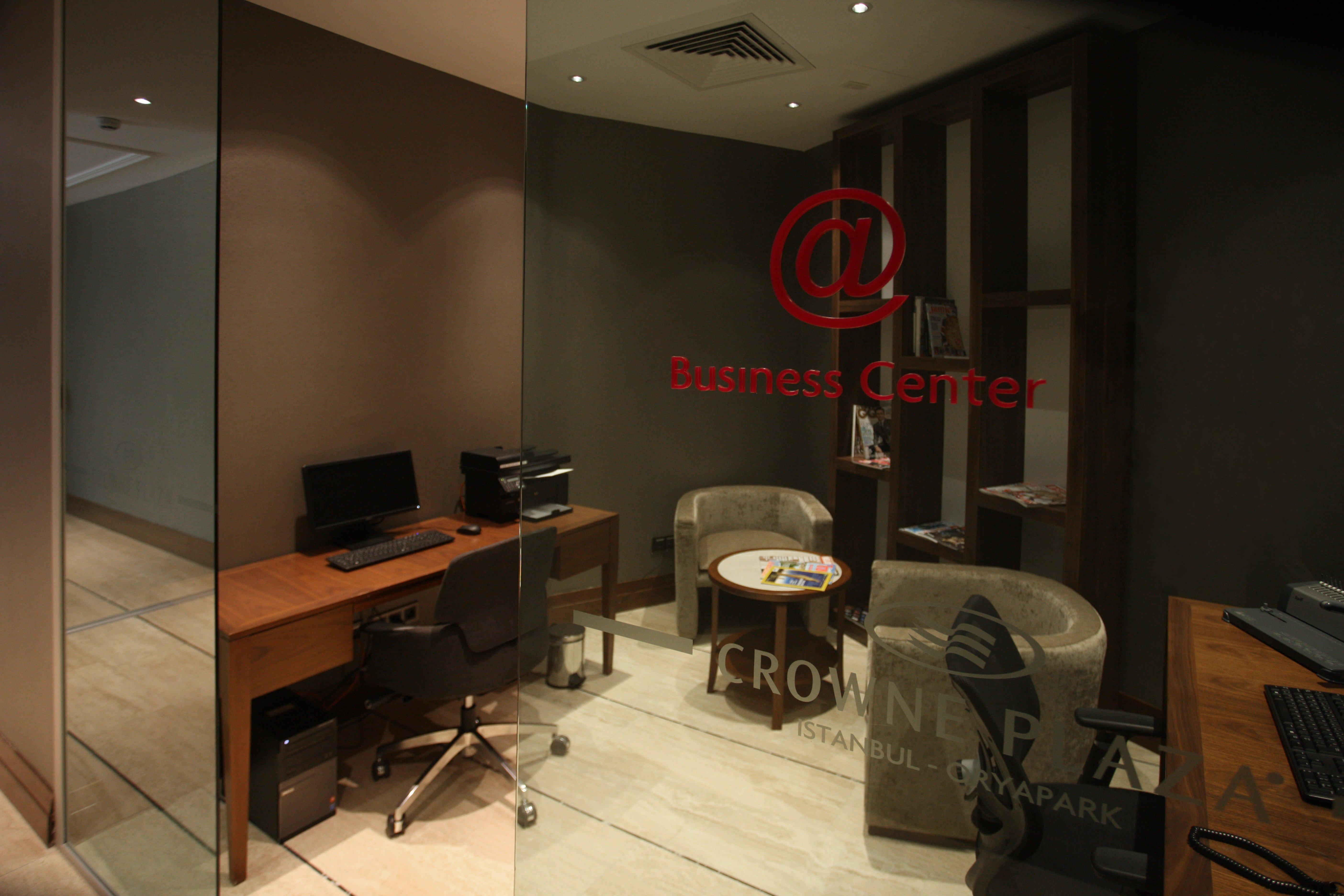 Crowne Plaza Istanbul Oryapark By Ihg Hotel Kültér fotó
